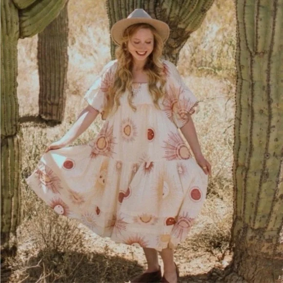 Urban Outfitters Total Eclipse Printed Midi Dress - Picture 4 of 7